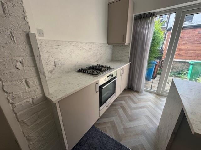 Kitchen 1
