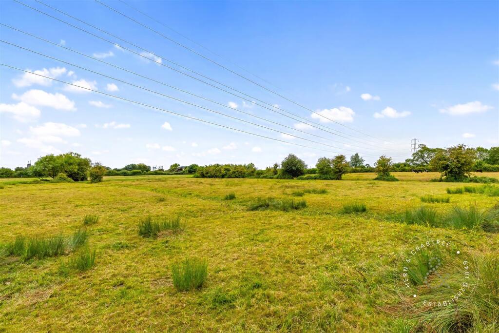 Catherine Drive, Hern Crabtree (40).jpeg