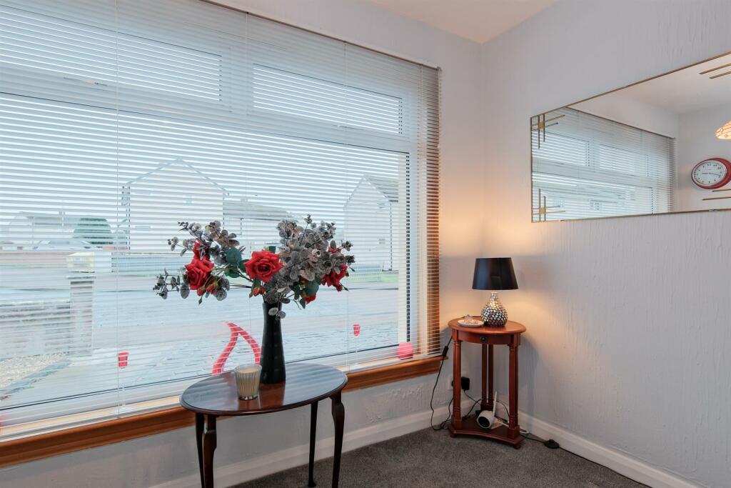 011-35 Greenfield Road, Carluke, ML85DA.jpg