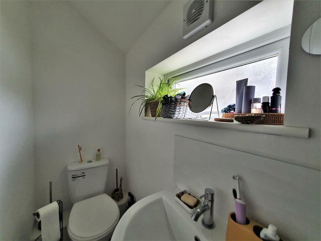 Flat 2, Shower Room