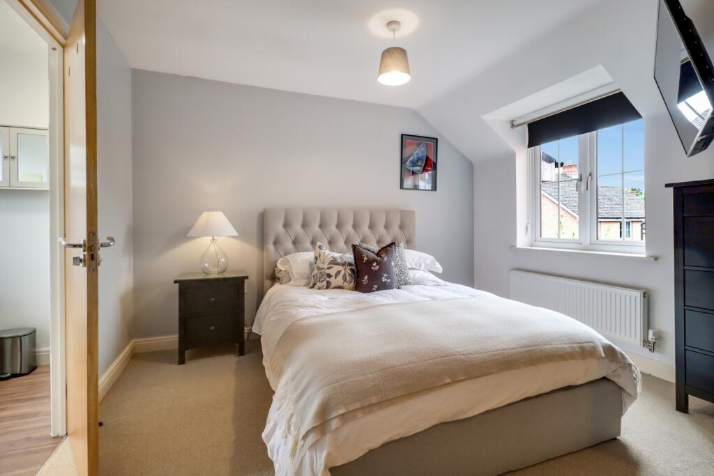 Master-Bedroom-III