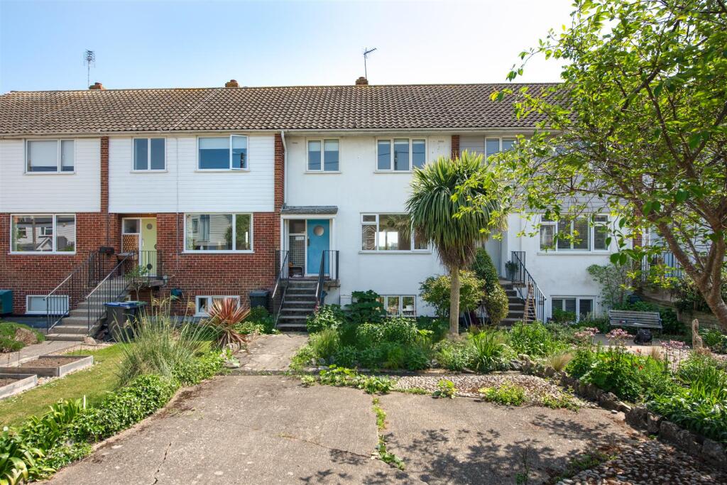 Island Wall, Whitstable