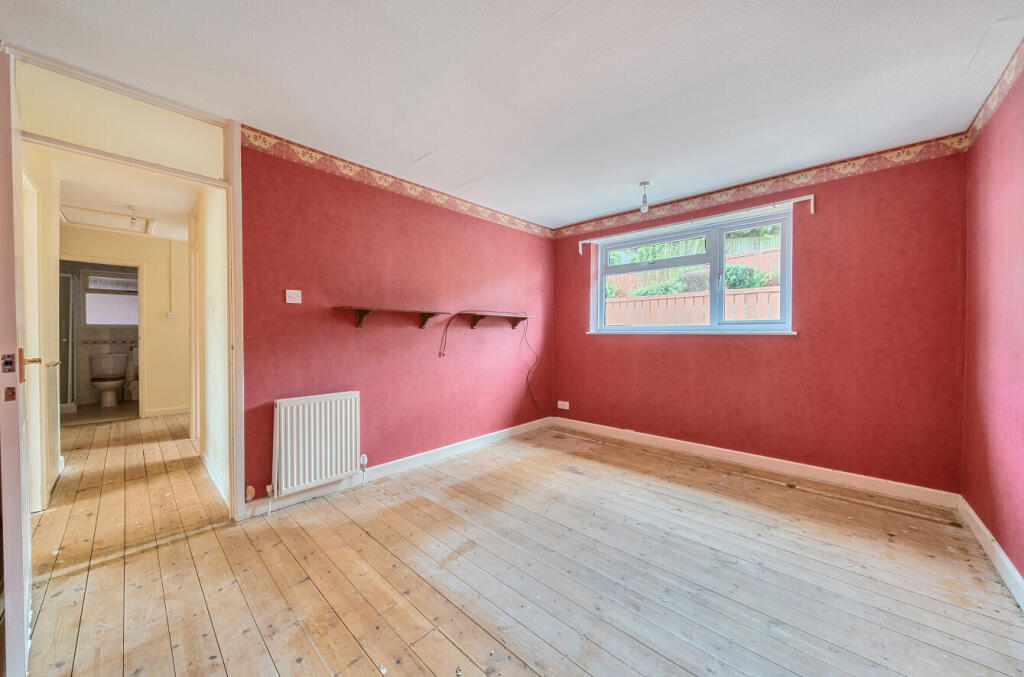 1304198-7-683f3d9...