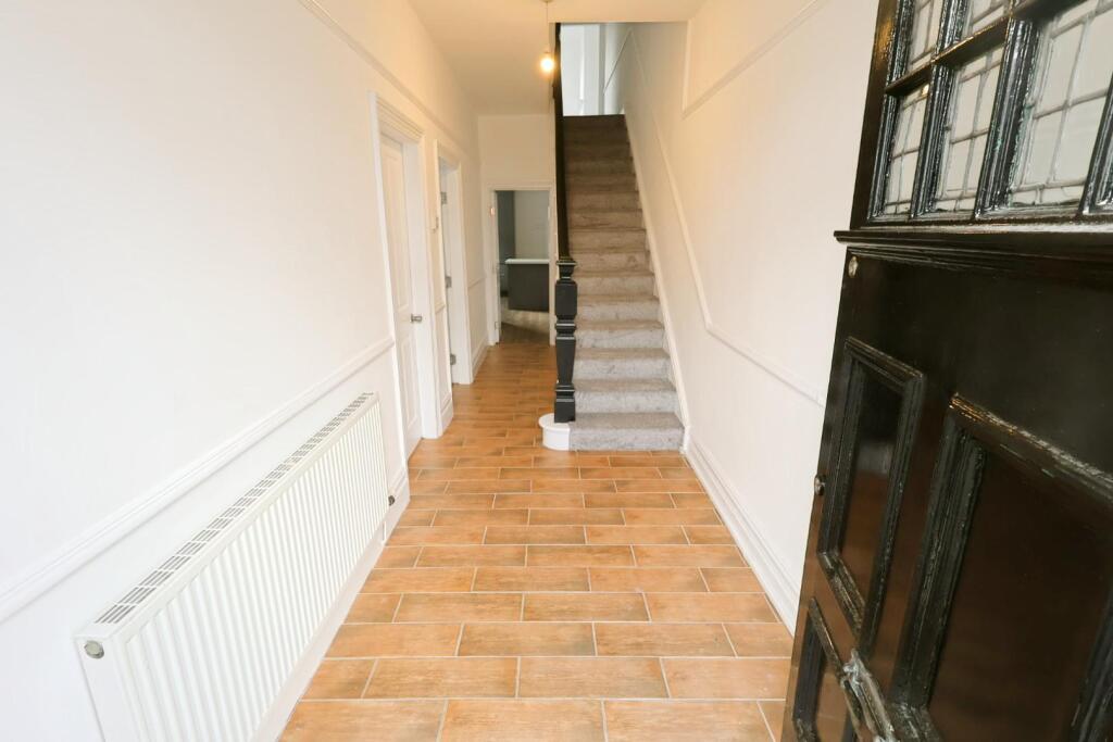 ENTRANCE HALL