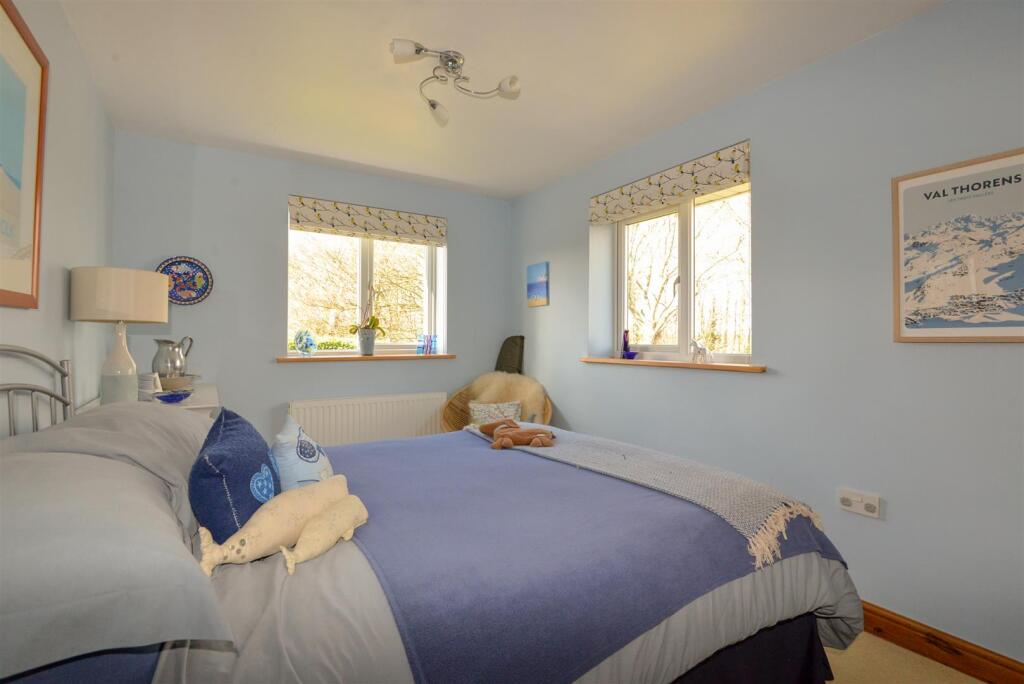Bedroom2 1.jpg