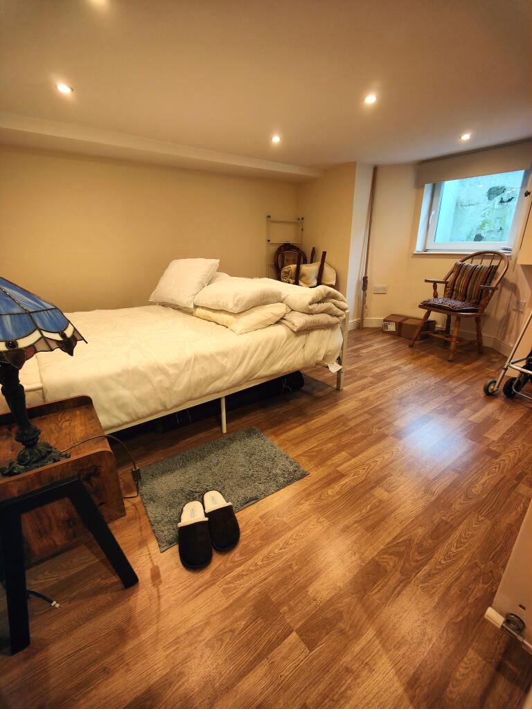 Bed 3