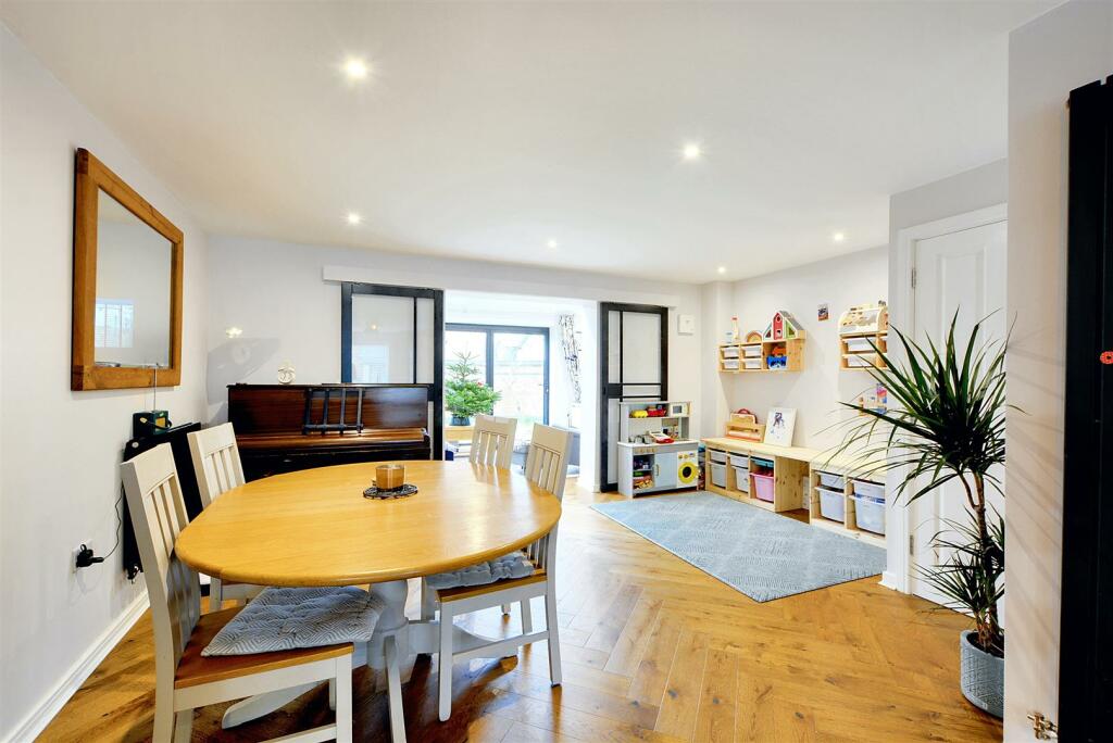 Open Planned Kitchen Living_3.jpeg