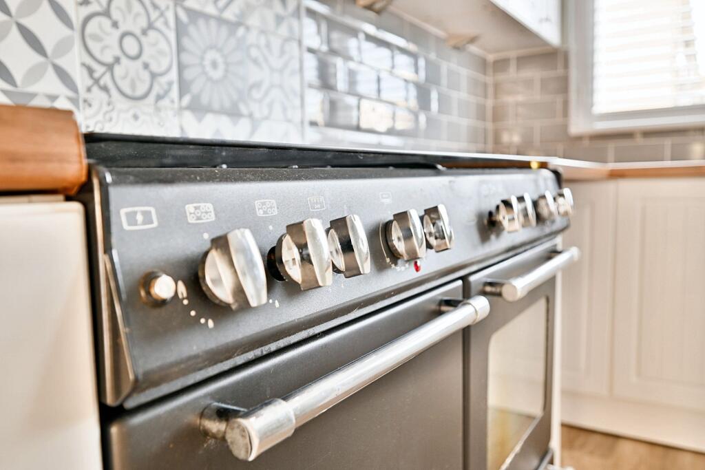 Kitchen Range Oven
