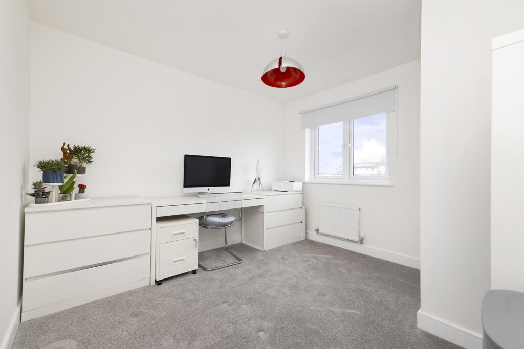 Double Bedroom 3 - 2 Florence McNeill Lane