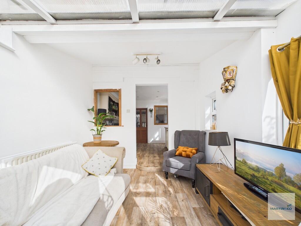 CAM03394G0-PR0373...