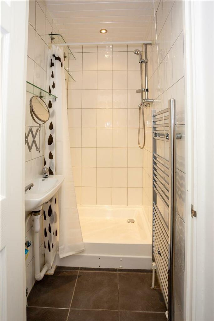 BATH1-_A182449.jpg