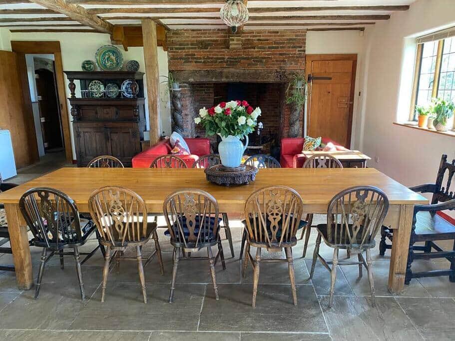 29 Large Dining Spac