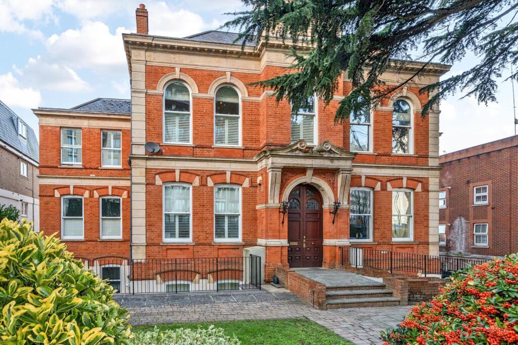 2 bed apartment for sale Station Road, Barnet EN5