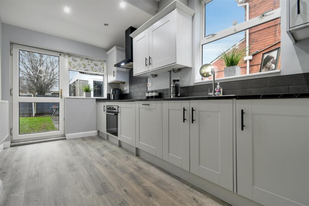 Kitchen Diner