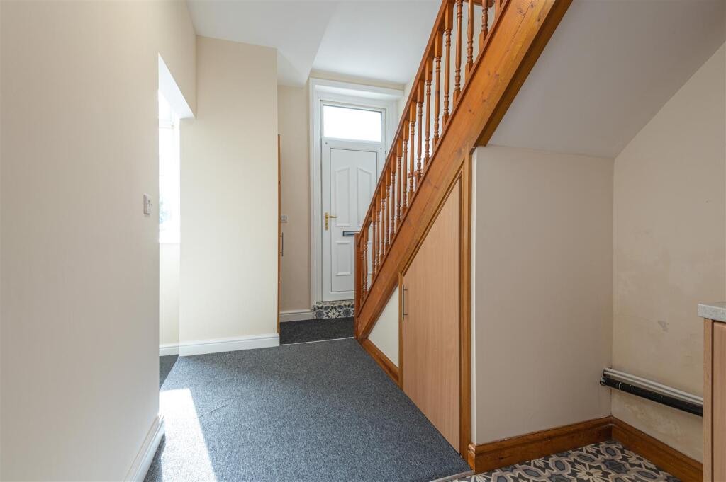 03 - 21 Saville Road HX5 0LA.jpg