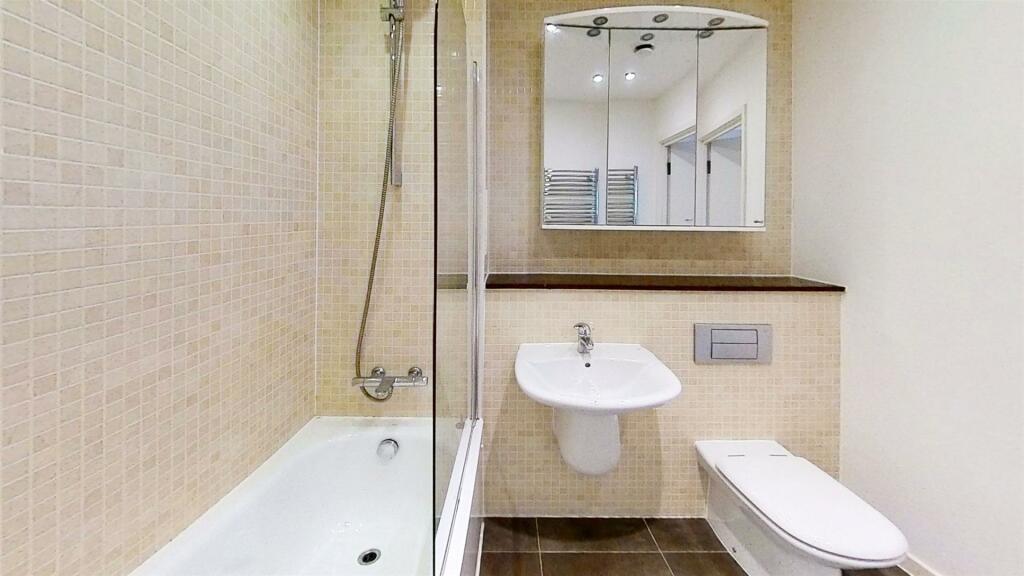 Chi-Apartments-Bathroom.jpg