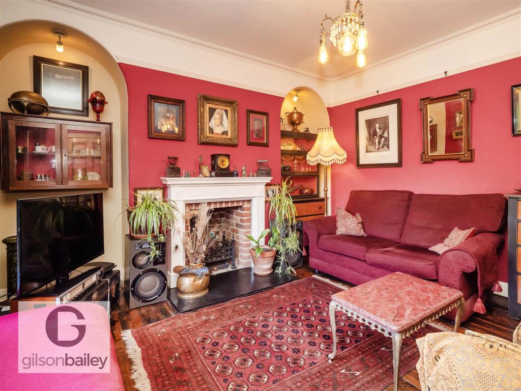 81RosaryRoad-91.jpg