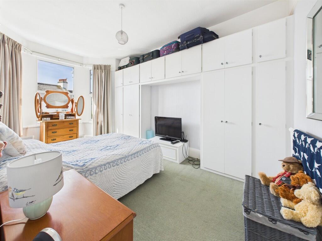 CAM03974G0-PR0140...