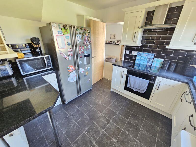 Kitchen Additional Image