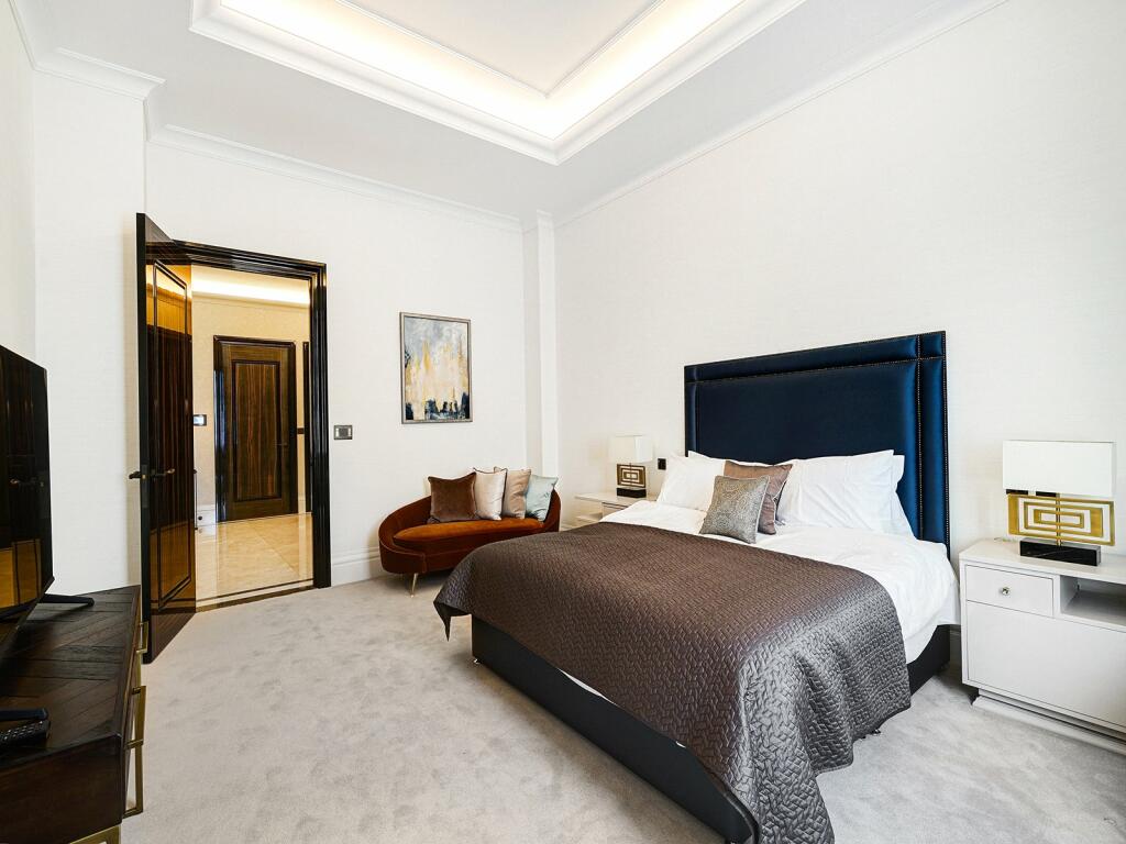 Corinthia Residences