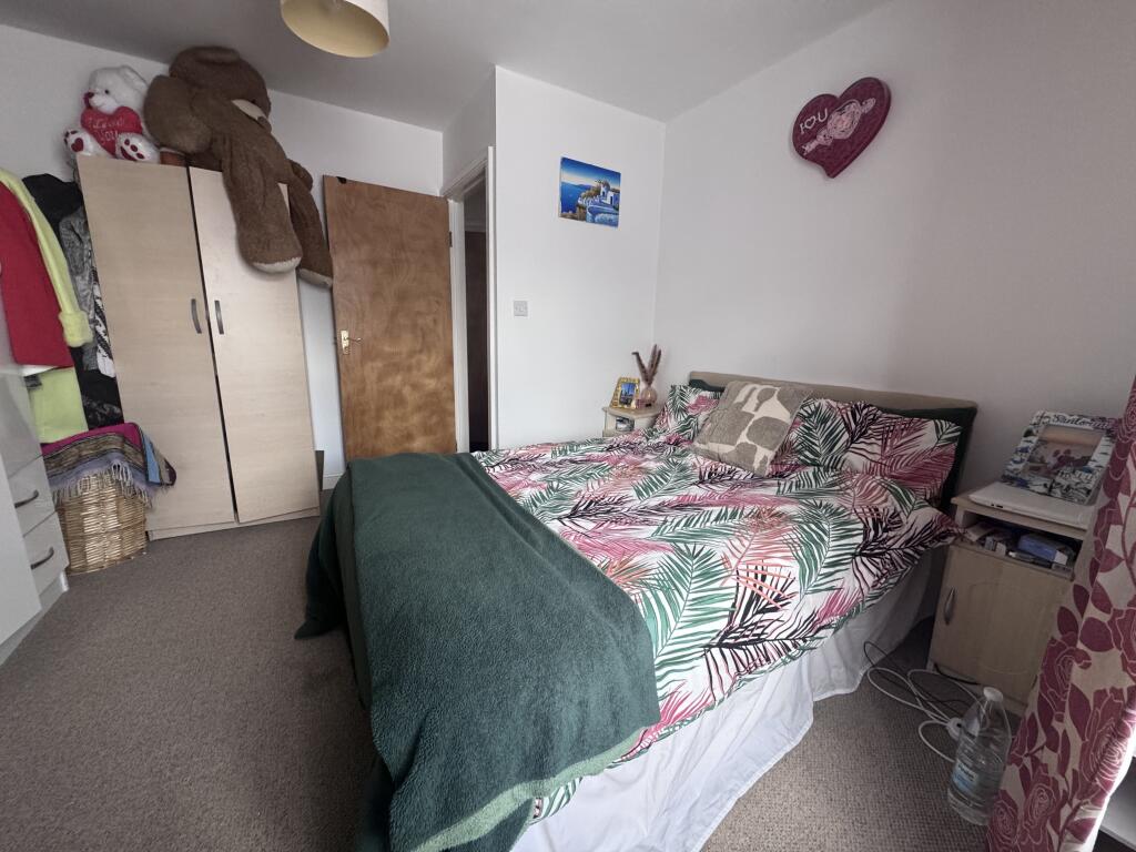 Bedroom (1) (1)