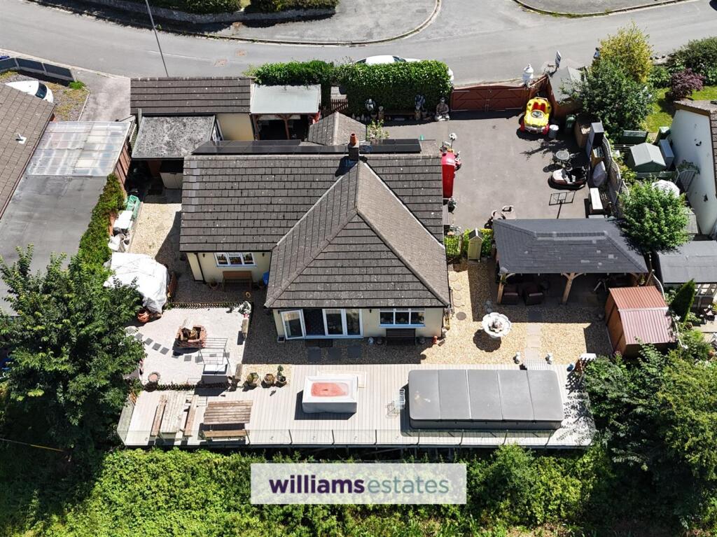 23 Parc Y Llan