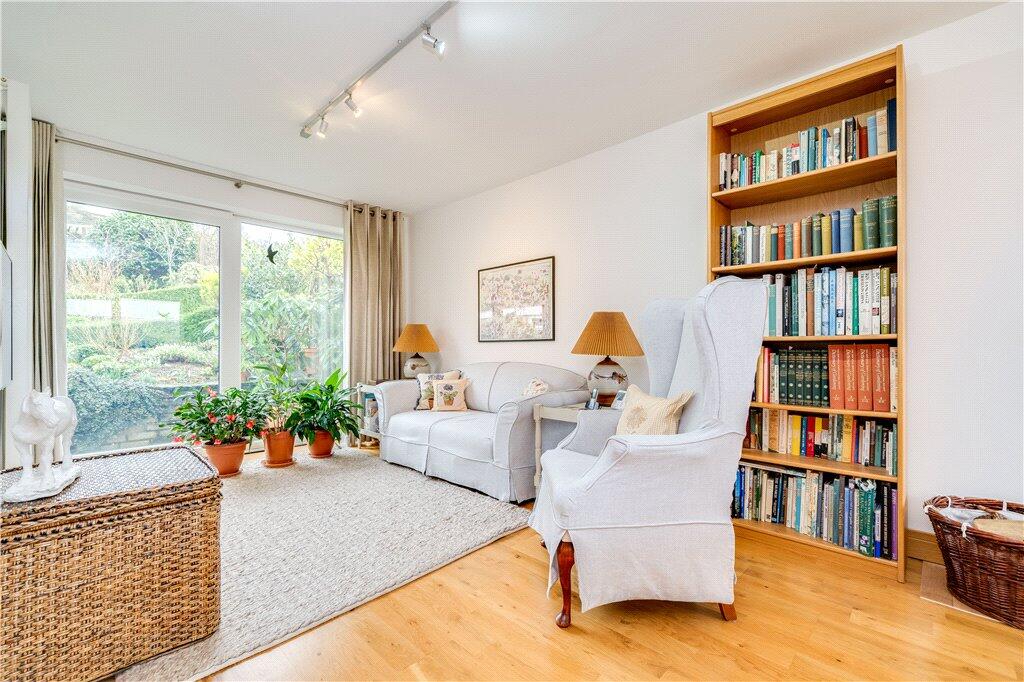 Sitting Area