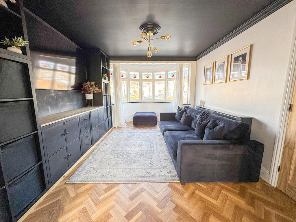lounge 1
