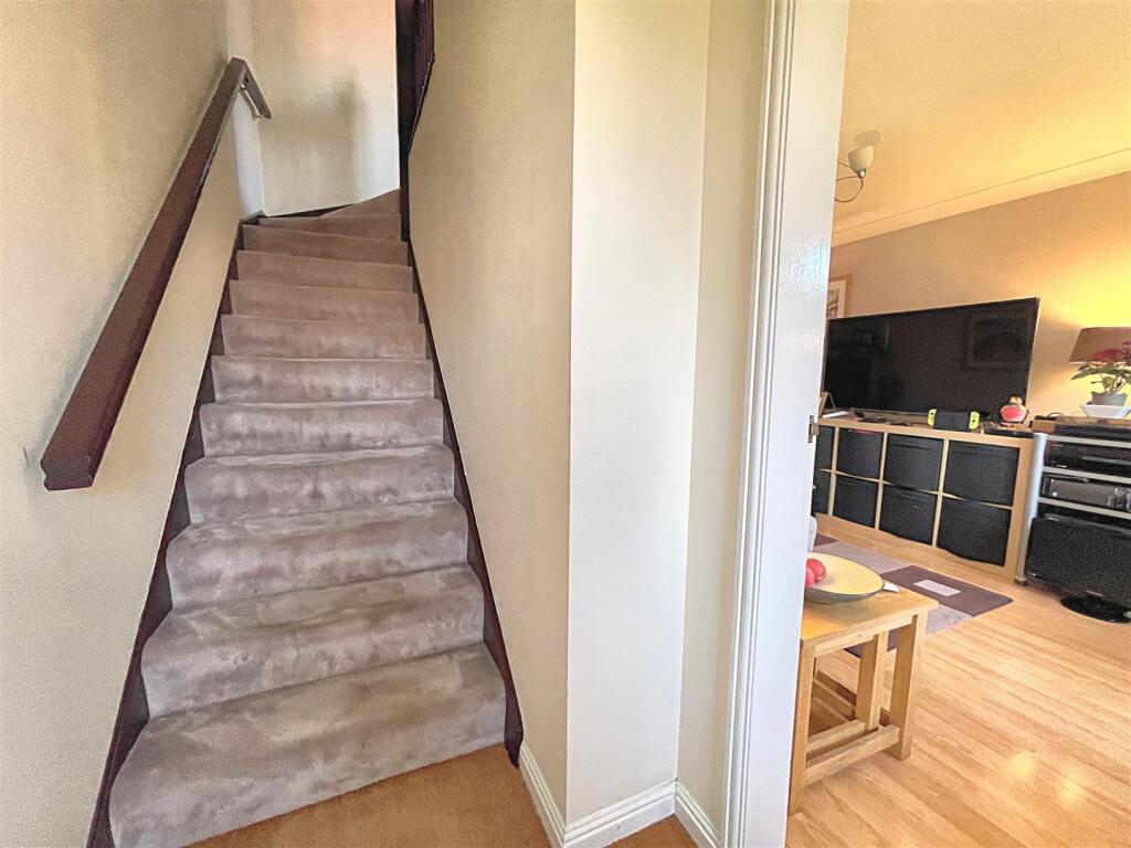 Entrance  Hallway