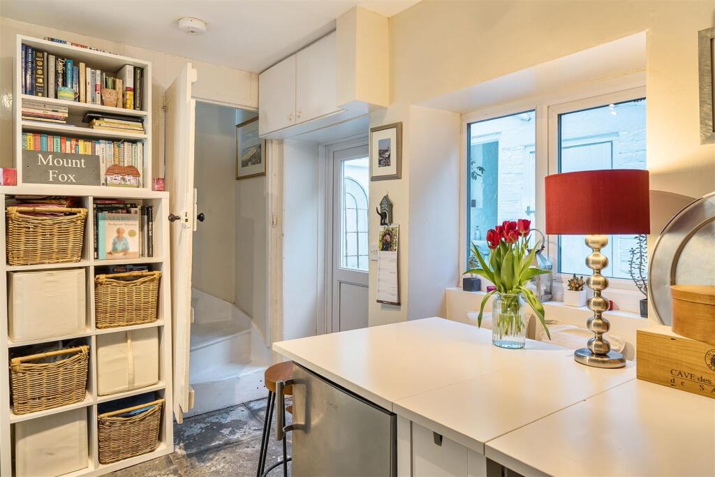 Optional Breakfast / Dining Area