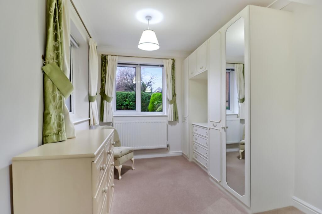 Dressing area in bedroom