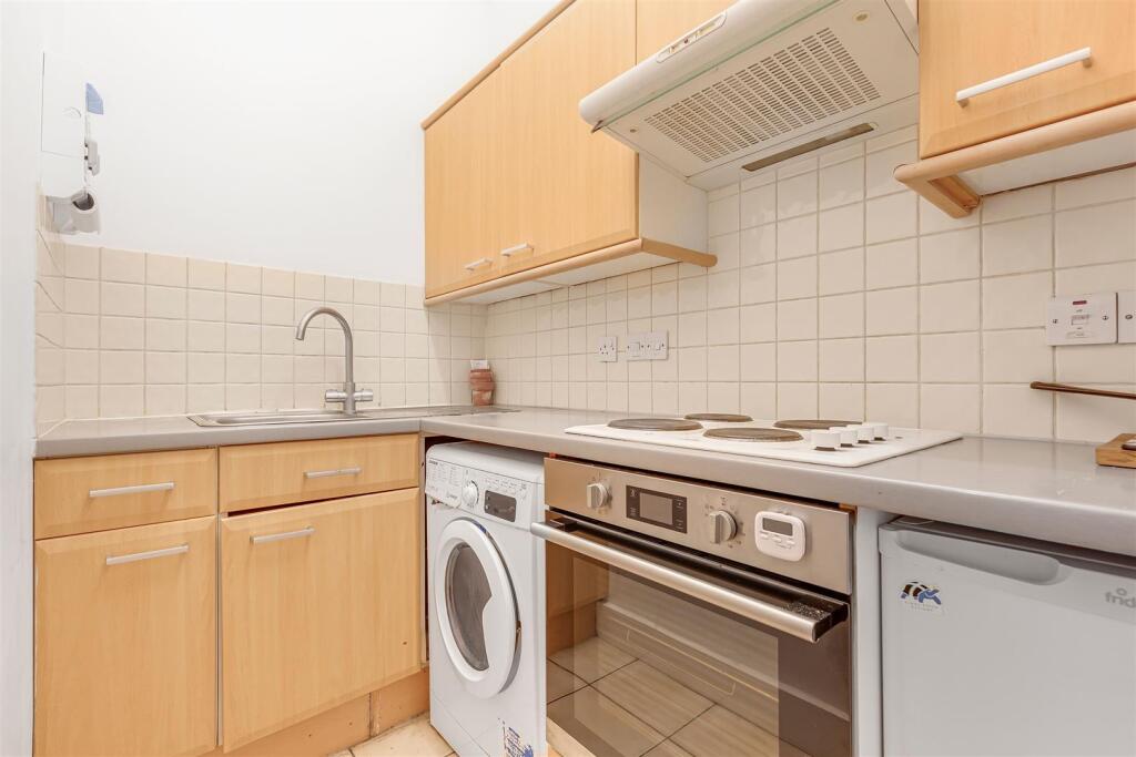 James_anderson-FFF__160a_upper_richmond_road__6_.j