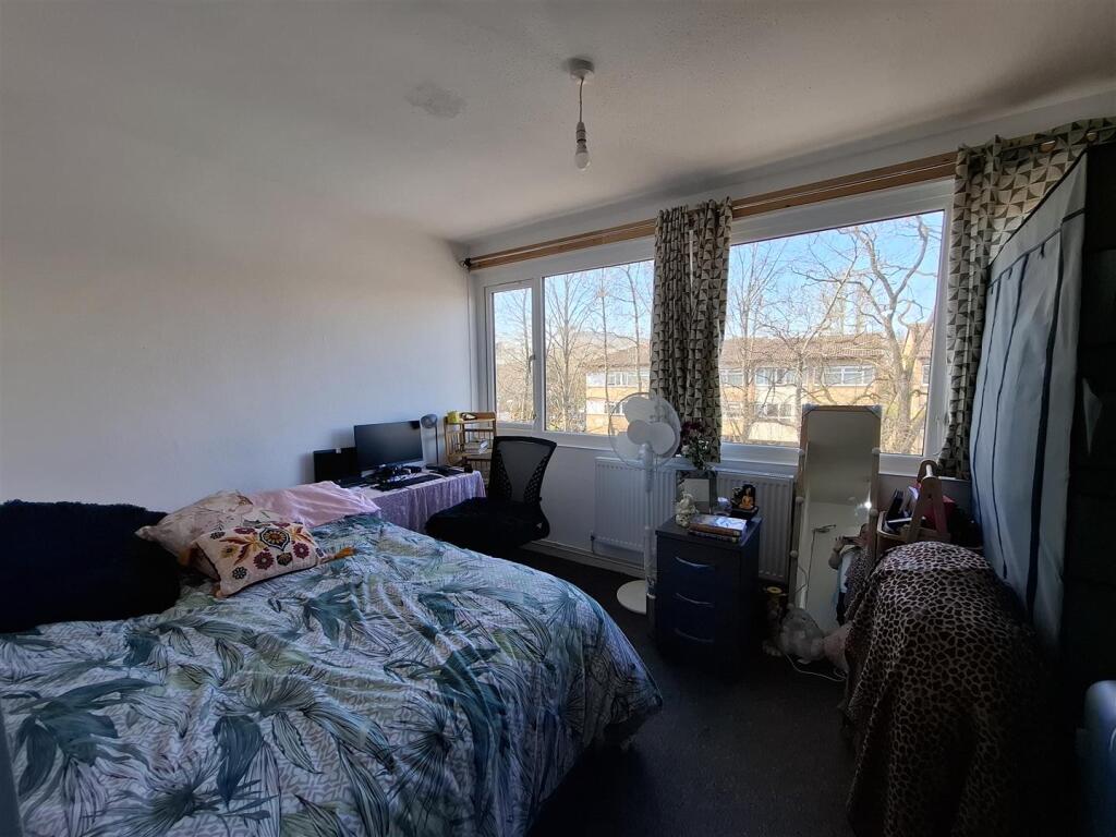 Bedroom.jpg