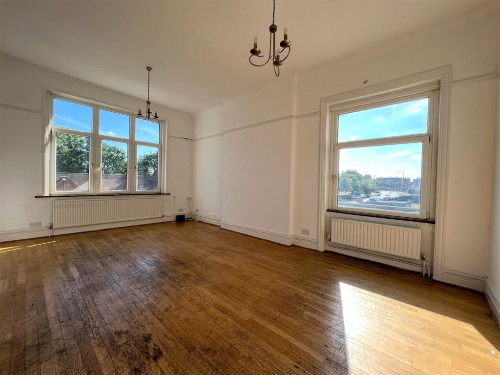Living Room.jpg