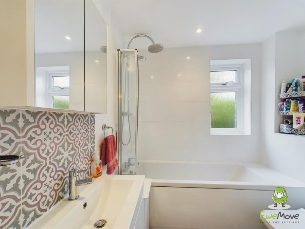 CAM03778G0-PR0086-STILL011