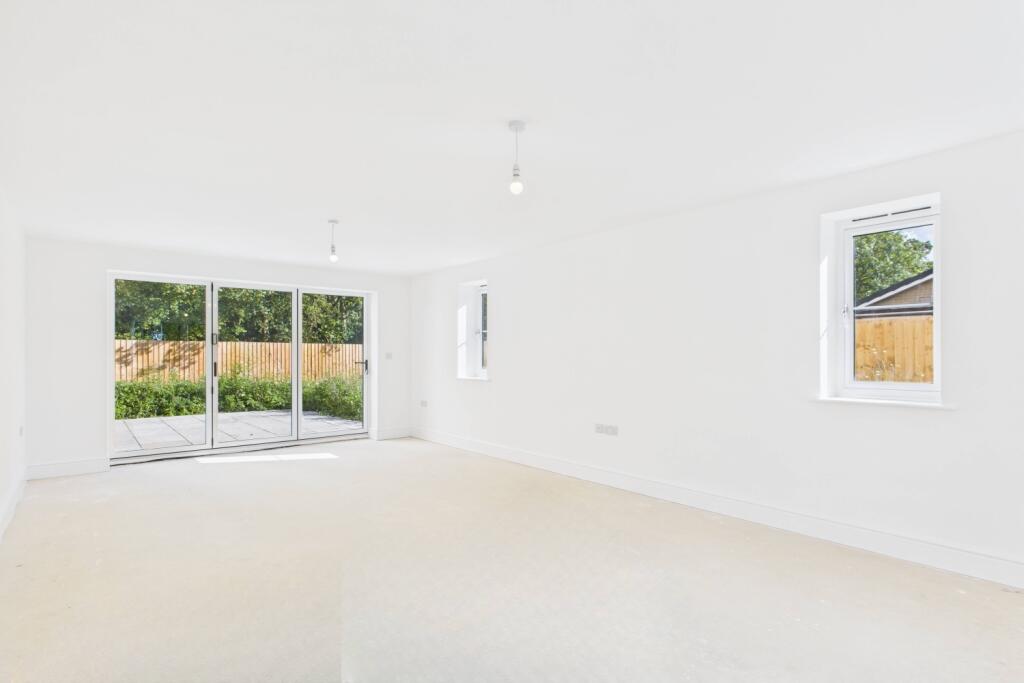 EweMove - Spalding - Pinstock Lane - Lounge
