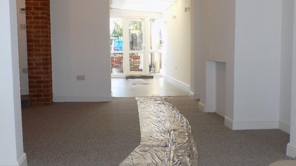 Through Lounge