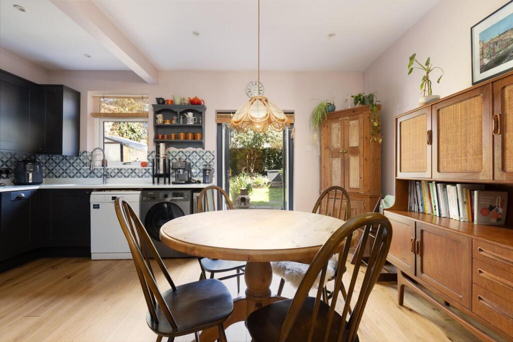 12 Cowper Street-2.jpg