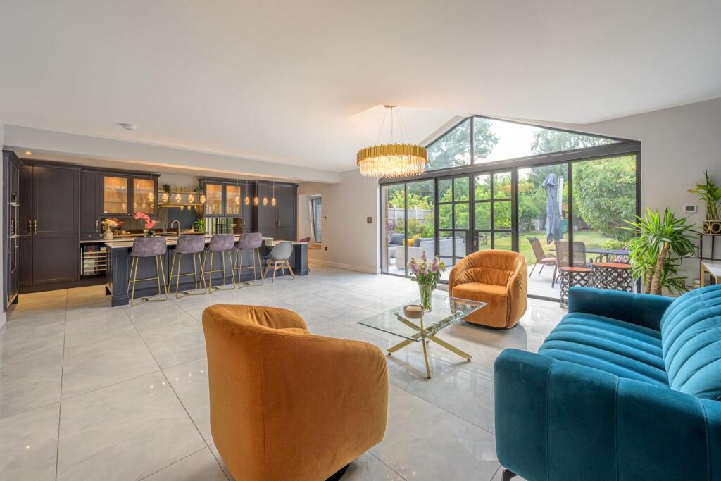 Open Plan Living Quarters 1