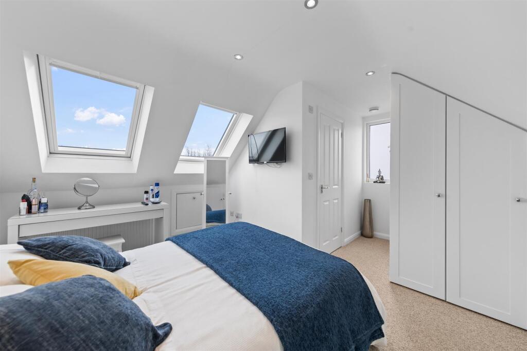 31NewtonRd24.jpg