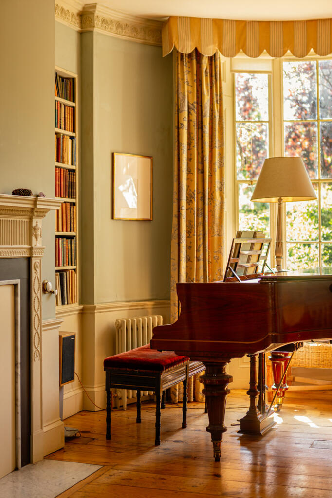 281685 - 25_4_TMH E9 7AN4555-Enhanced-NR-Edit.jpg