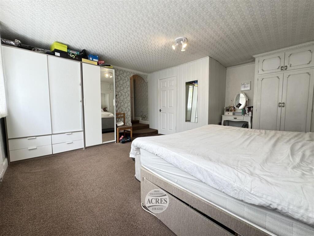 IMG_1902 (Large).jpg