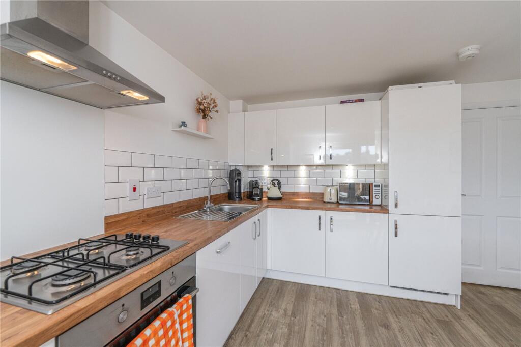 Kitchen Alt