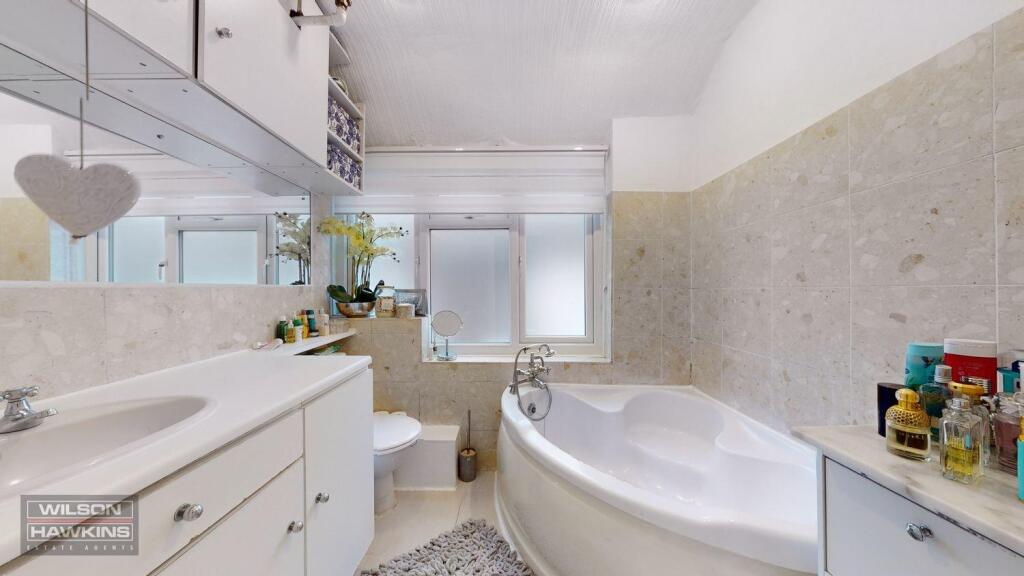 1A Old St. Andrews Mansions, Old Church Lane - ql7