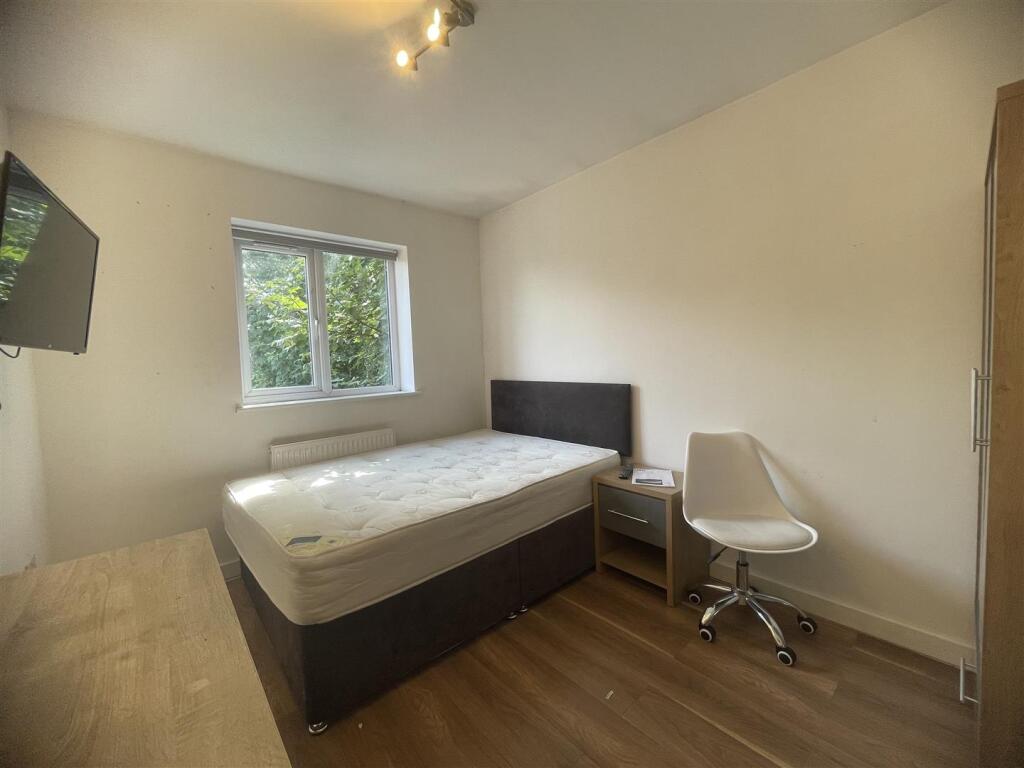 Bedroom 5