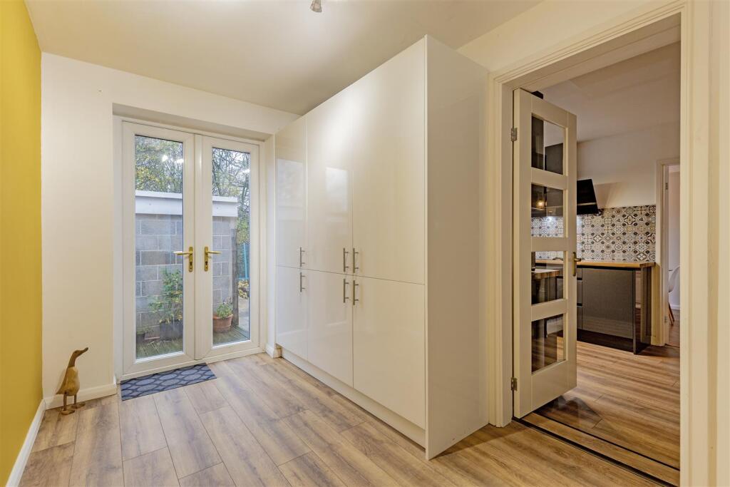 Utility Room-1.jpg