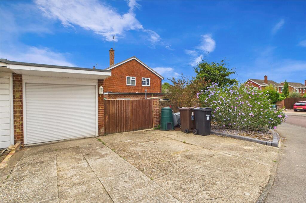 Garage/Parking