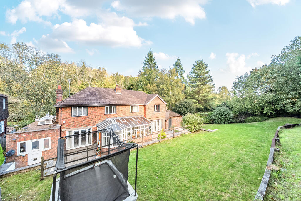 Rear Exterior /Garden