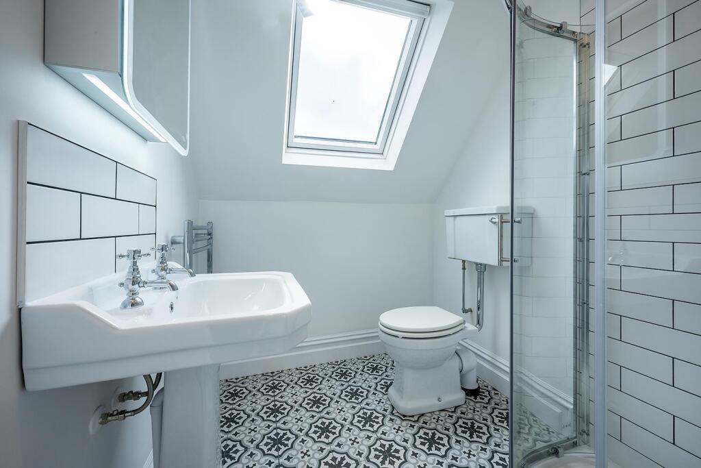 Top Floor Shower Room