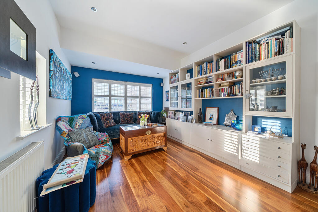 1394641-5-694bcea...